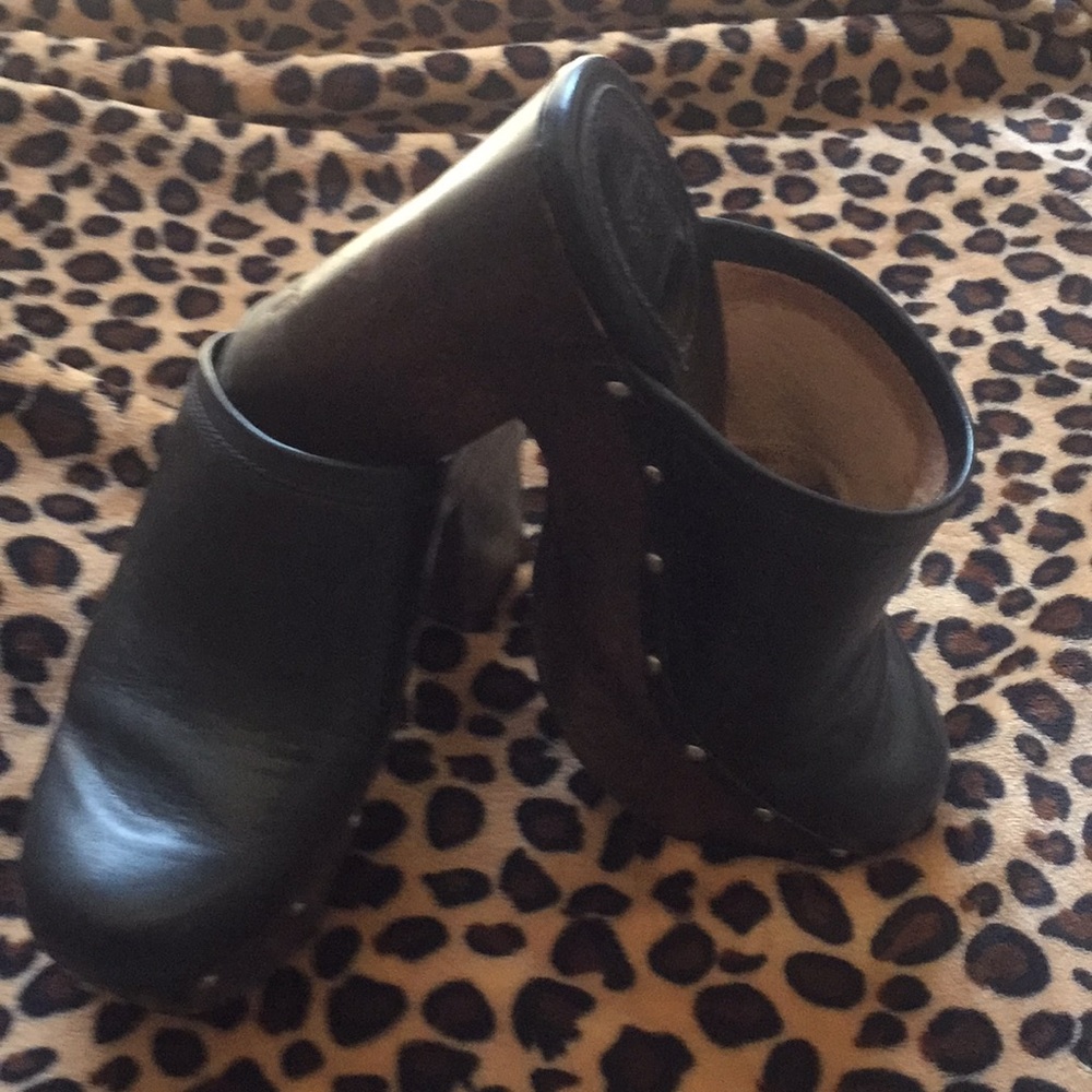 Women’s Frye Platform Clogs